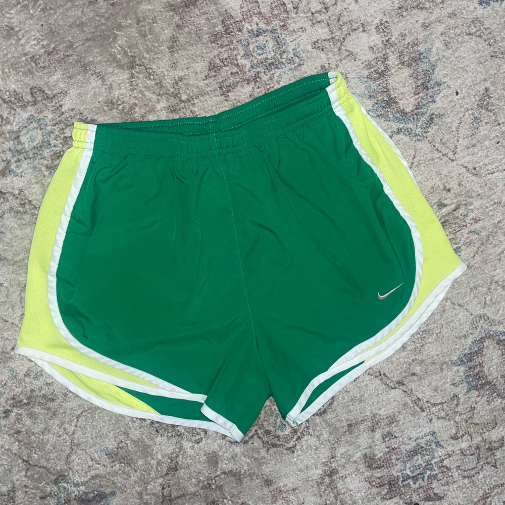 Nike Dri-Fit Women’s Size Small Lined Running Shorts Green